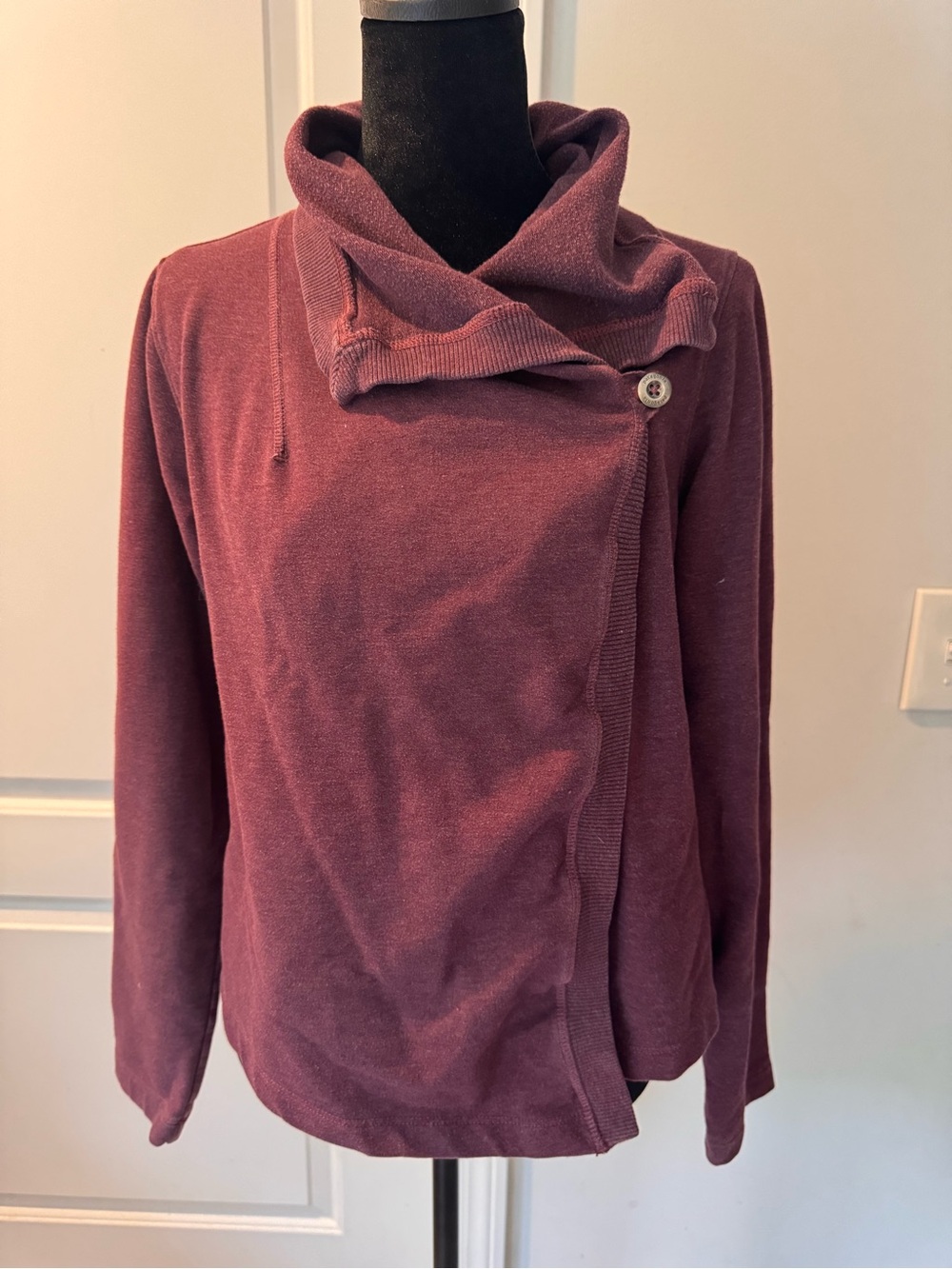 Patagonia Women's Burgundy At Sea Wrap